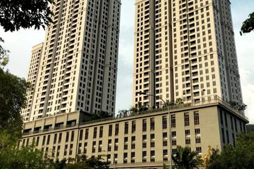 Equine Residence Shoplot