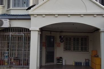 Bandar Tun Hussein Onn