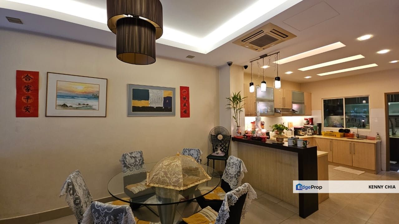 3 Storey Renovated House Paragon Heights Bandar Kinrara Puchong, Selangor, Bandar Kinrara Puchong