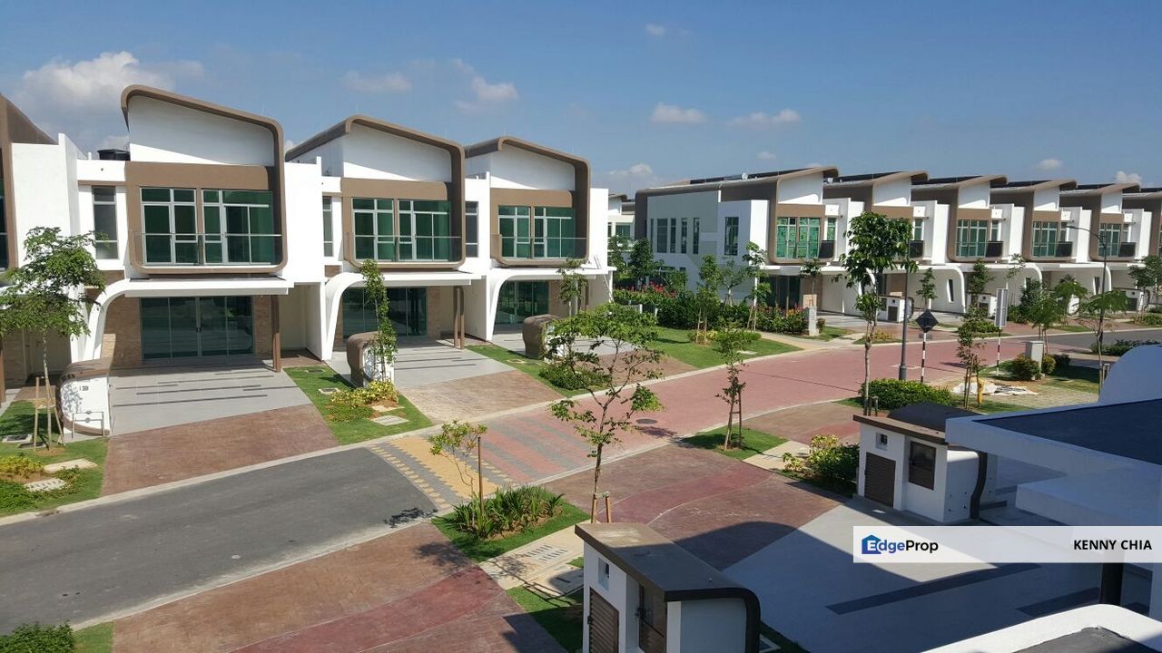 Double Storey (26 x 110) Superlink Liu Li Garden Setia Eco Glades Cyberjaya, Selangor, Cyberjaya