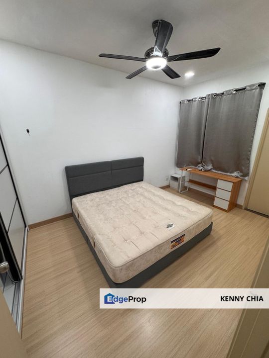 Double Storey (22 x 75) Superlink Lakeside Residence Puchong, Selangor, Puchong