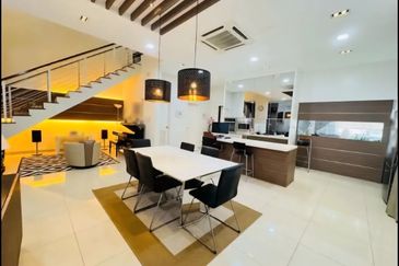 Jacaranda Garden Residence