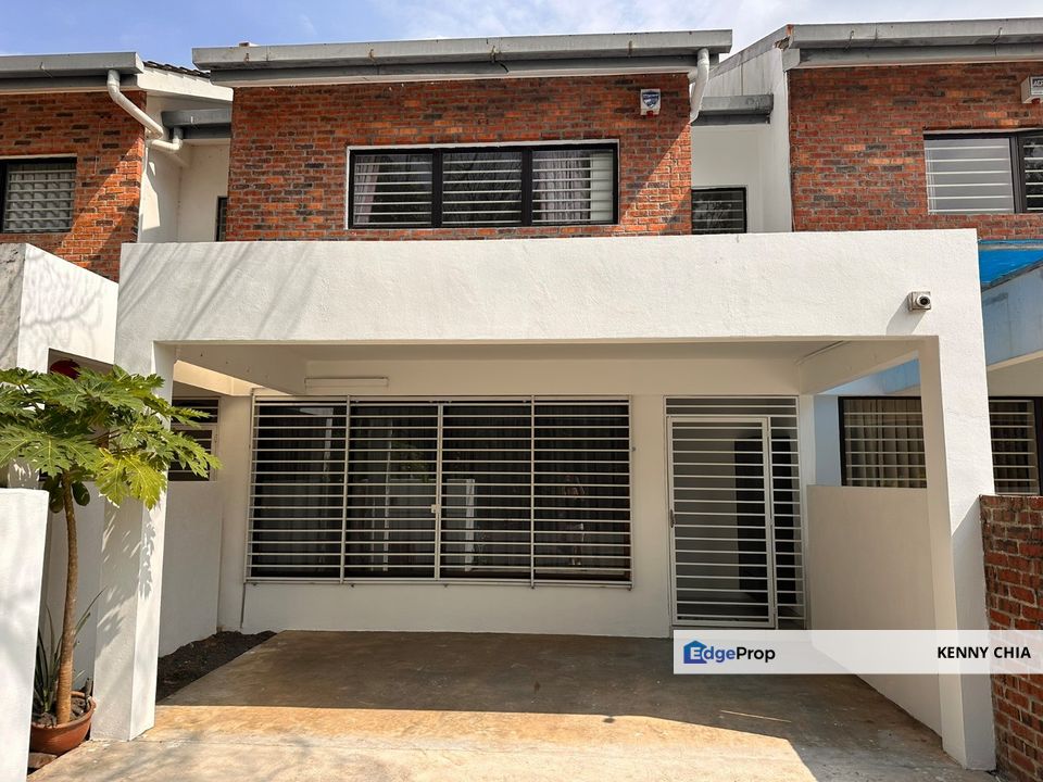Double Storey Terrace Fully Furnished & Renoavted Taman Puchong Prima, Selangor, Puchong