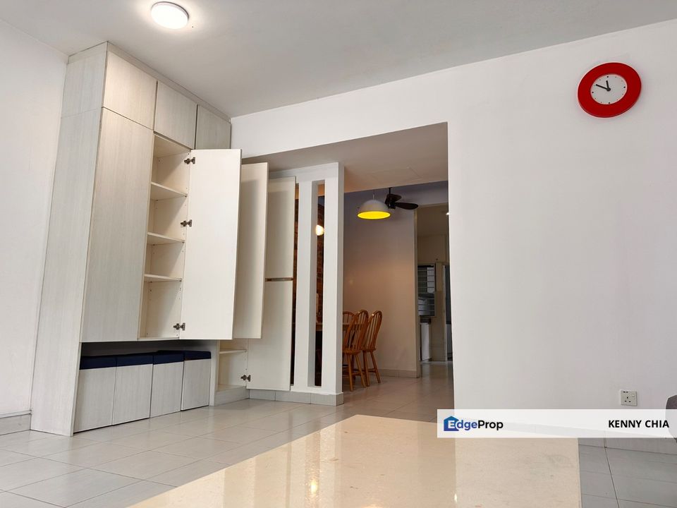 Double Storey Terrace Fully Furnished & Renoavted Taman Puchong Prima, Selangor, Puchong