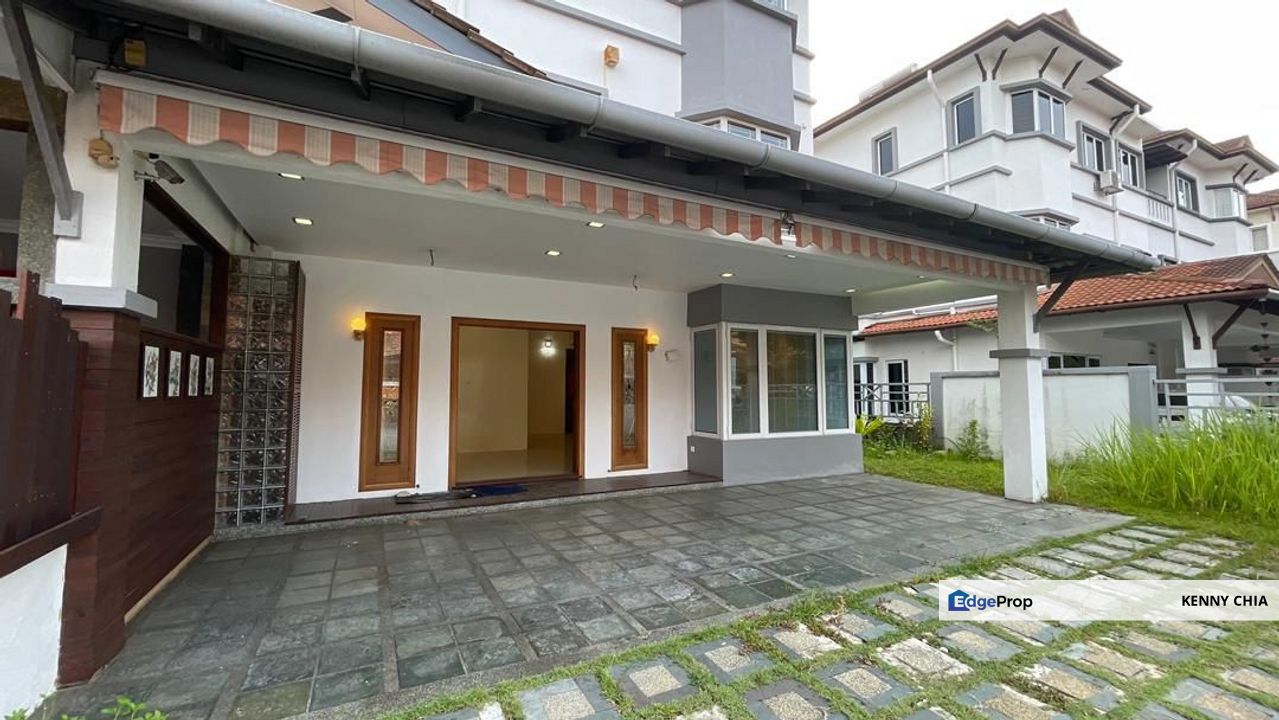 3 Storey Semi Detached House Seri Aman Heights Sungai Buloh , Selangor, Sungai Buloh