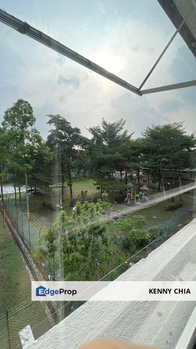 3 Storey Semi Detached House Seri Aman Heights Sungai Buloh , Selangor, Sungai Buloh