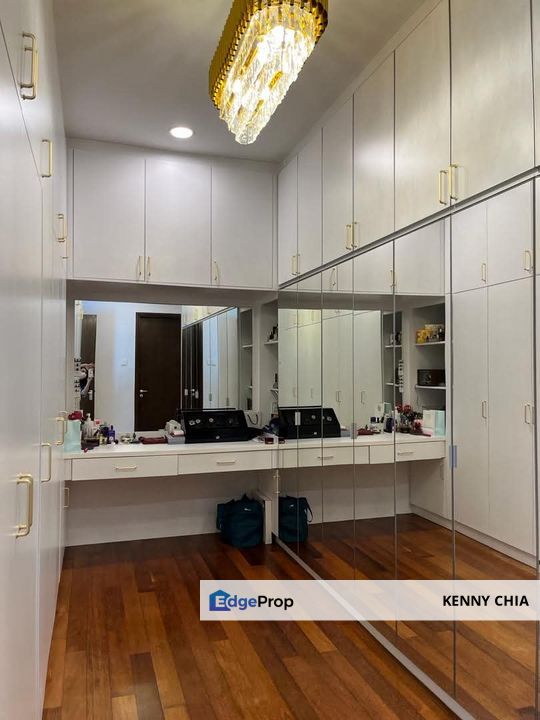 Semi Detached Double Storey Lake Edge Pusat Bandar Puchong, Selangor, Puchong