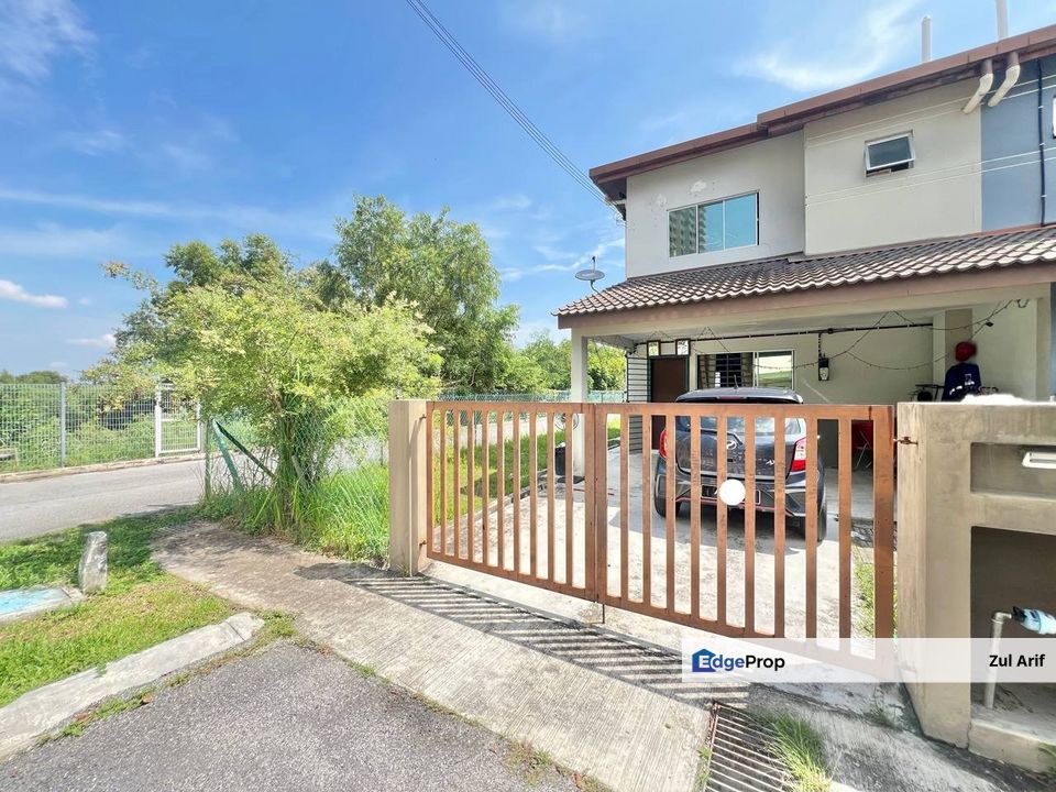 End Lot Terrace Taman Desiran Bayu, Puchong, Selangor, Puchong