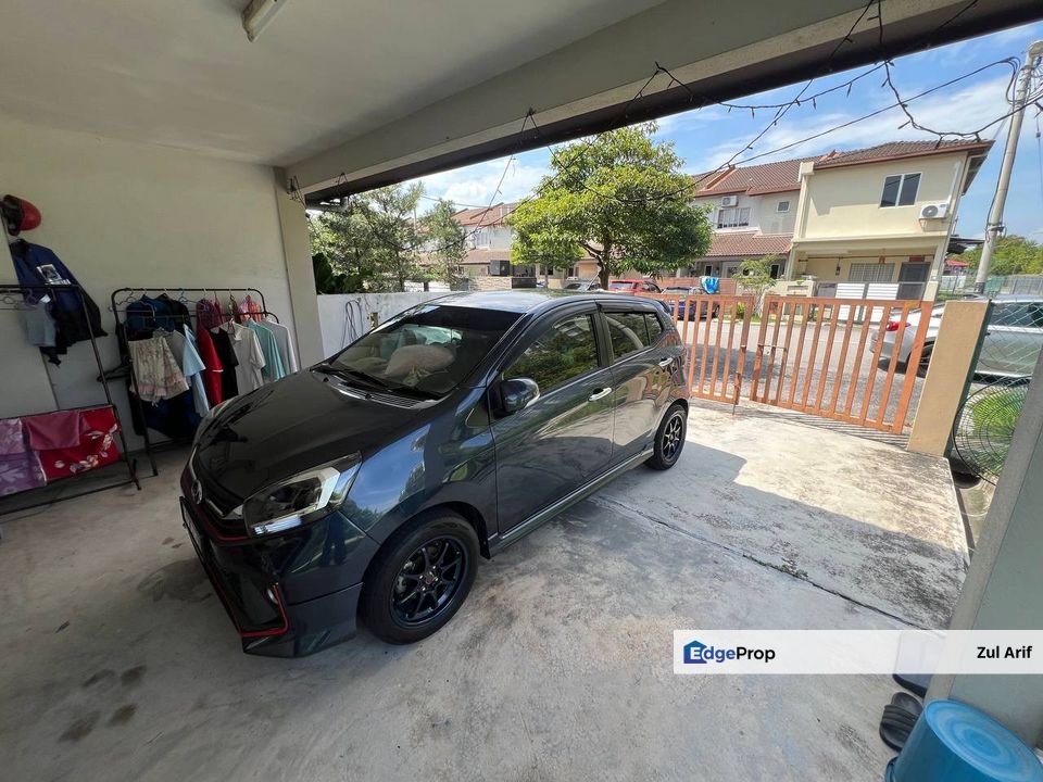 End Lot Terrace Taman Desiran Bayu, Puchong, Selangor, Puchong