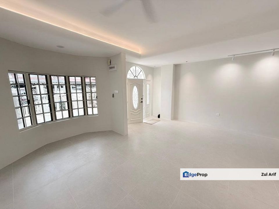 Taman Seri Merdeka Bandar Baru Ampang, 2 Storey House, Fully Renovation, Selangor, Ampang