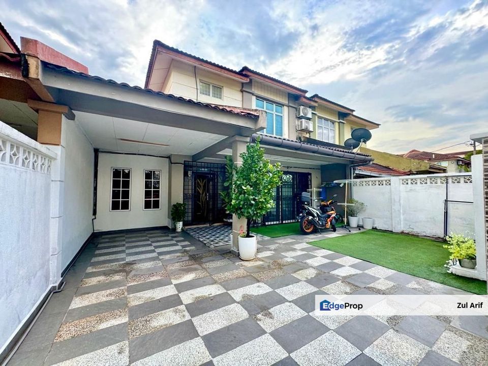 Taman Saujana Utama 1 Sungai Buloh, 2 Storey Semi D House For Sale, Fully Renovated, Selangor, Sungai Buloh