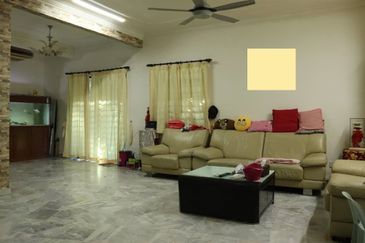 Jalan Suasana, Bandar Tun Hussein Onn