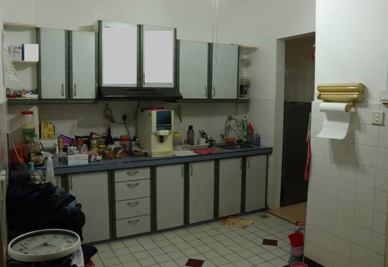 Jalan Suasana, Bandar Tun Hussein Onn