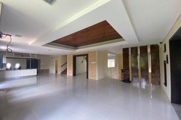 Impian Golf & Country Club