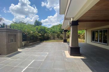 Impian Golf & Country Club