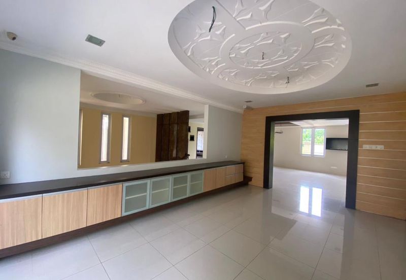 Impian Golf & Country Club