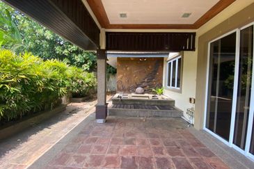 Impian Golf & Country Club