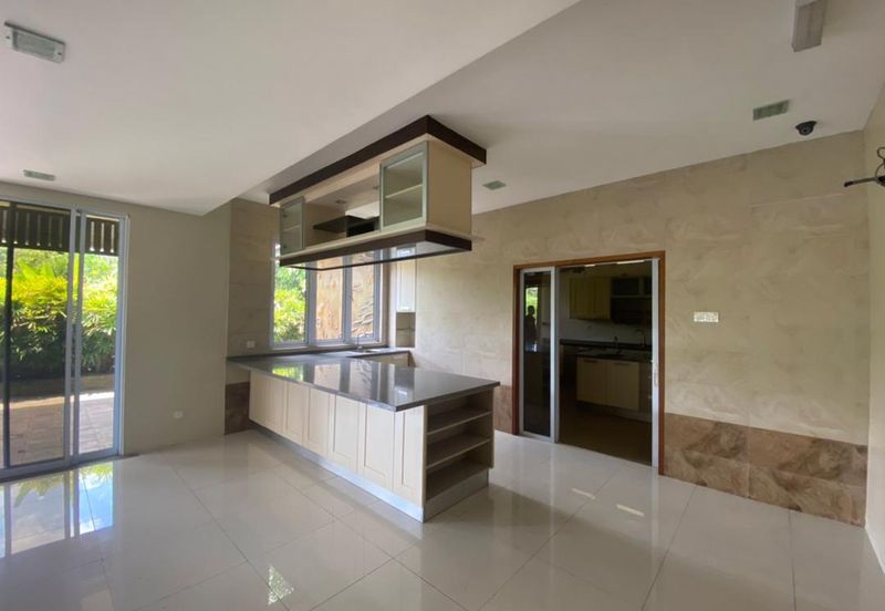 Impian Golf & Country Club