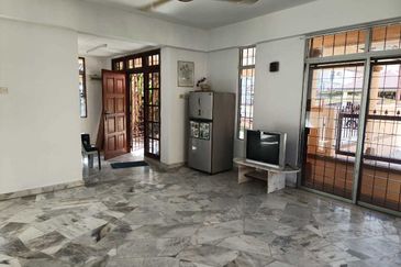 Taman Tasik Semenyih (Lake Residence)