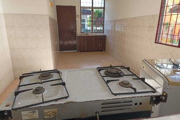 Taman Tasik Semenyih (Lake Residence)