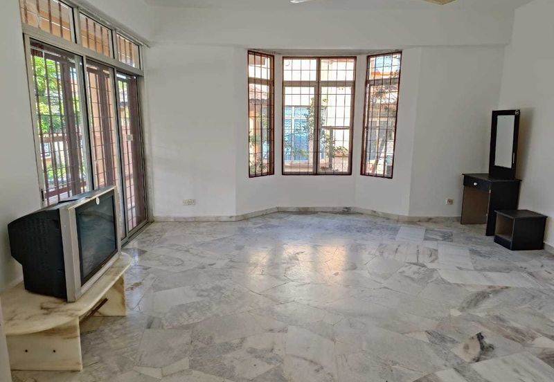 Taman Tasik Semenyih (Lake Residence)