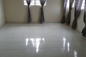 Taman Tasik Semenyih (Lake Residence)