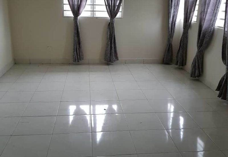 Taman Tasik Semenyih (Lake Residence)