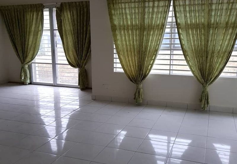 Taman Tasik Semenyih (Lake Residence)