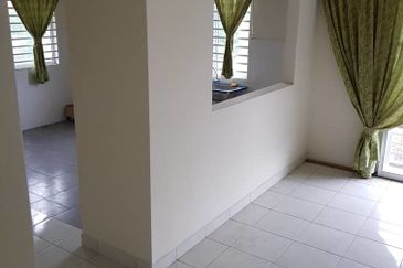 Taman Tasik Semenyih (Lake Residence)