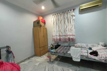 Taman Tasik Semenyih (Lake Residence)