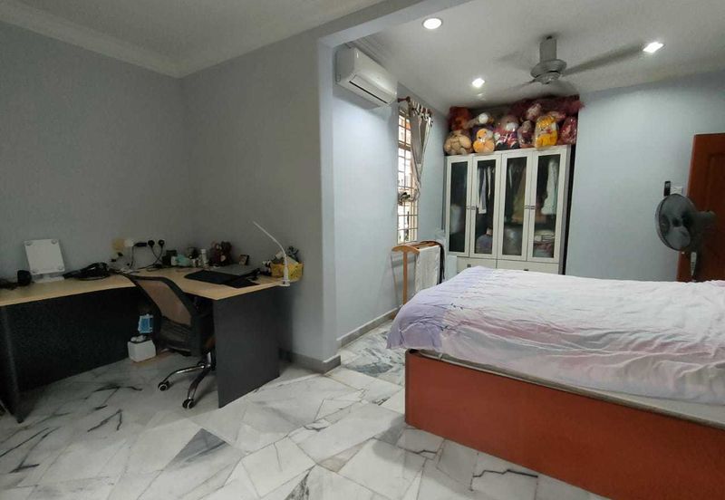 Taman Tasik Semenyih (Lake Residence)