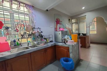 Taman Tasik Semenyih (Lake Residence)