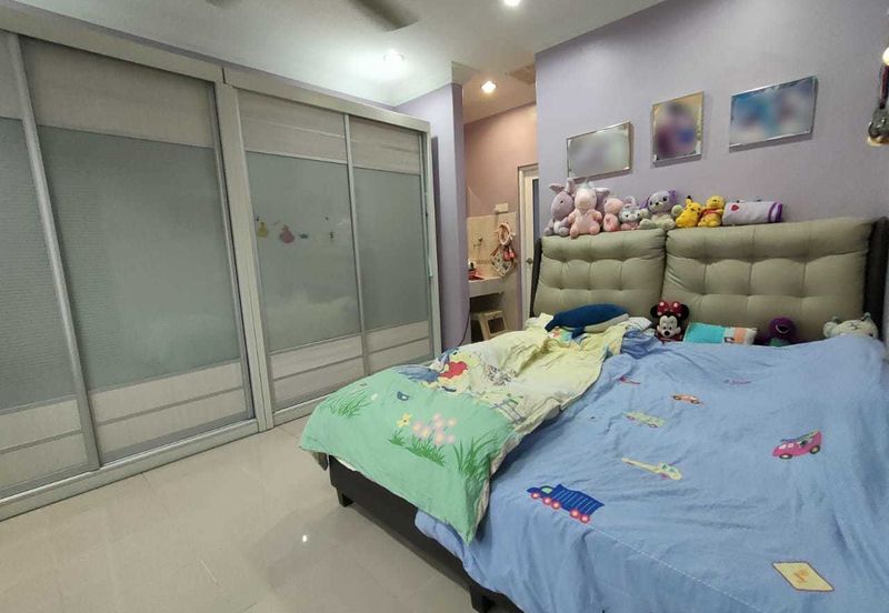 Taman Tasik Semenyih (Lake Residence)