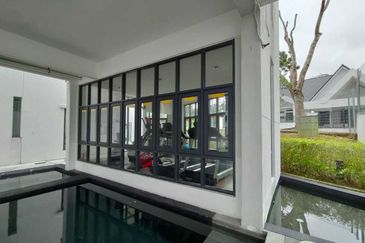 Crescent Park Townvilla