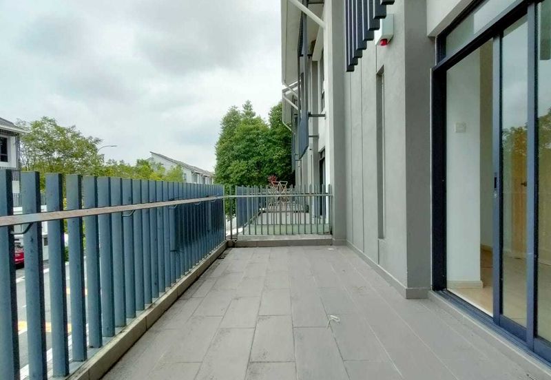 Crescent Park Townvilla