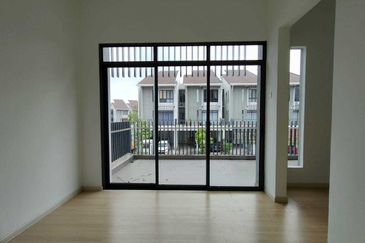 Crescent Park Townvilla