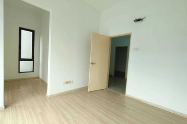 Crescent Park Townvilla