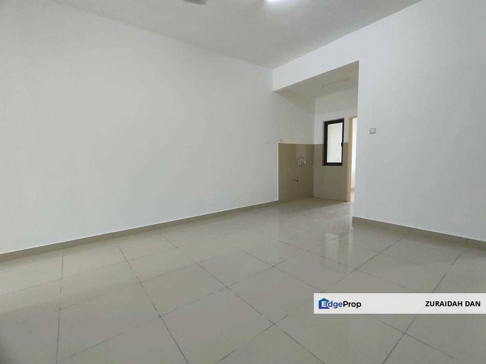 (GROUND FLOOR UNIT) Crescent Park Townhouse @ Bandar Bukit Mahkota, Selangor, Bangi