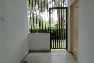 Crescent Park Townvilla