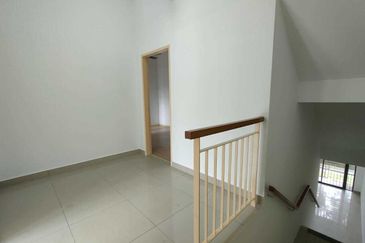 Crescent Park Townvilla