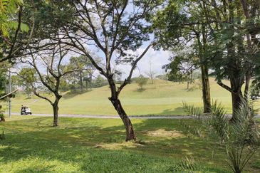 Impian Golf & Country Club