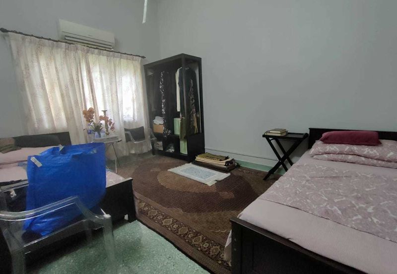 Seksyen 12, Shah Alam