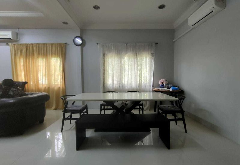 Seksyen 12, Shah Alam