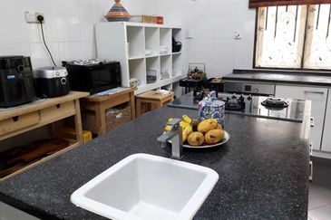 Seksyen 12, Shah Alam