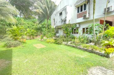 Seksyen 12, Shah Alam