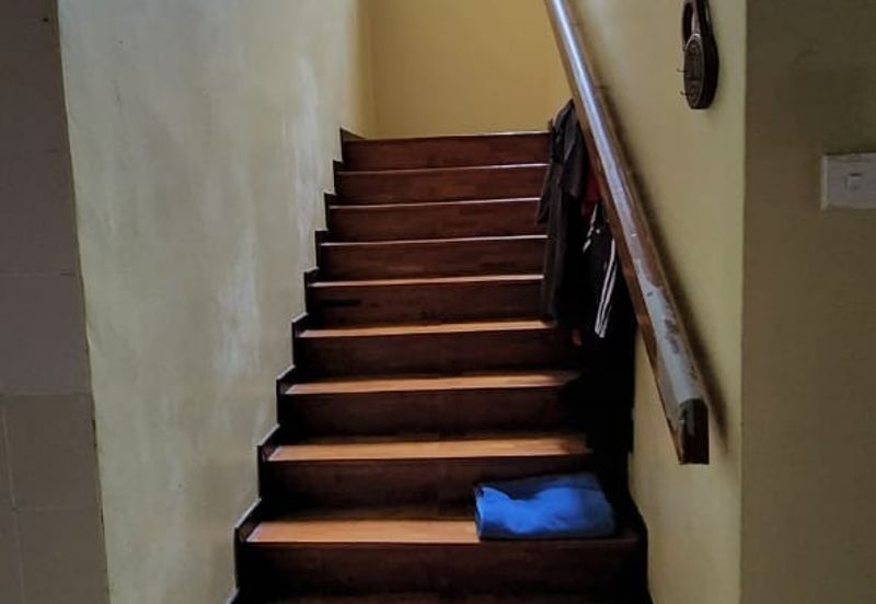 Jalan Suasana, Bandar Tun Hussein Onn