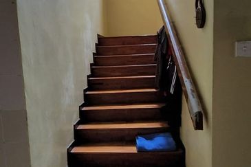 Jalan Suasana, Bandar Tun Hussein Onn