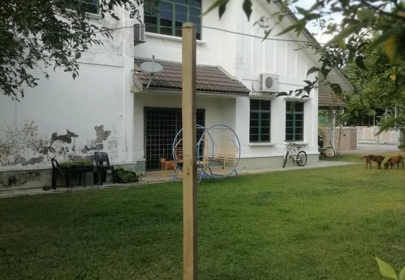 Jalan Suasana, Bandar Tun Hussein Onn