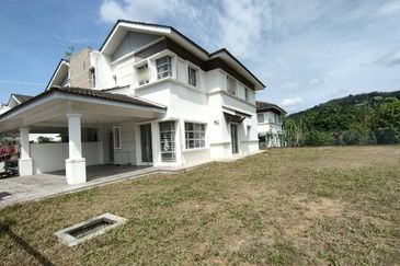 Taman Tasik Semenyih (Lake Residence)