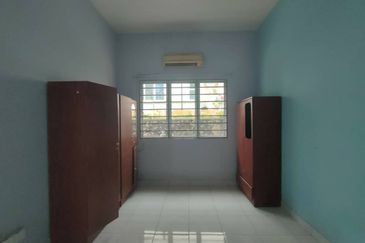 Taman Tasik Semenyih (Lake Residence)